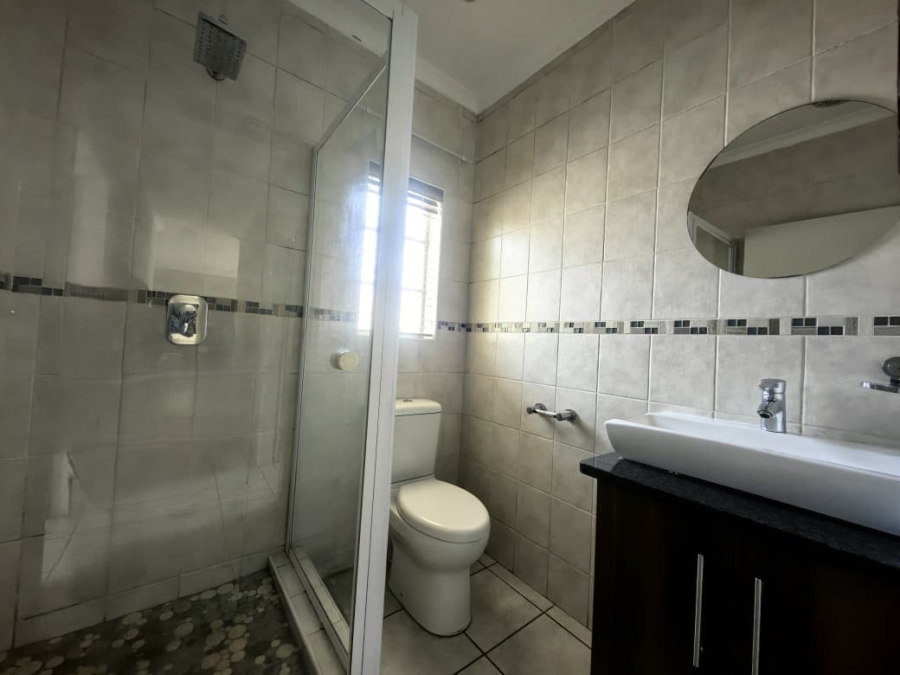 4 Bedroom Property for Sale in Hexrivier Lifestyle Estate North West